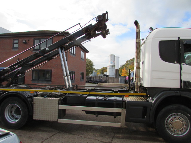 Vehicle Photo 14